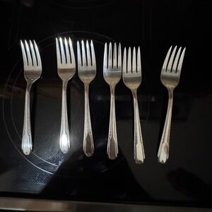 Cavalier Silverplate Salad Forks Set of 6 Vintage Beaded Floral Pattern Silver